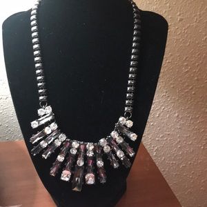 $4/20 🔥 Statement necklace rhinestone and ???